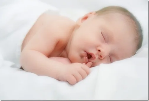 bebe-duerme