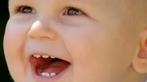 Mitos sobre los primeros dientes en bebes