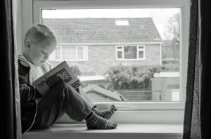 child-and-book-1366361204W0q