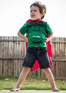 Vigile a su hijo cuando juegue con su amigo imaginario: así sabrá más de su psicología infantil.