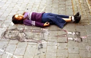 El amigo imaginario es parte de la etapa del pensamiento mágico de los niños.