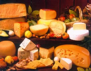 El Queso y productos lácteos pueden impedir las caries.
